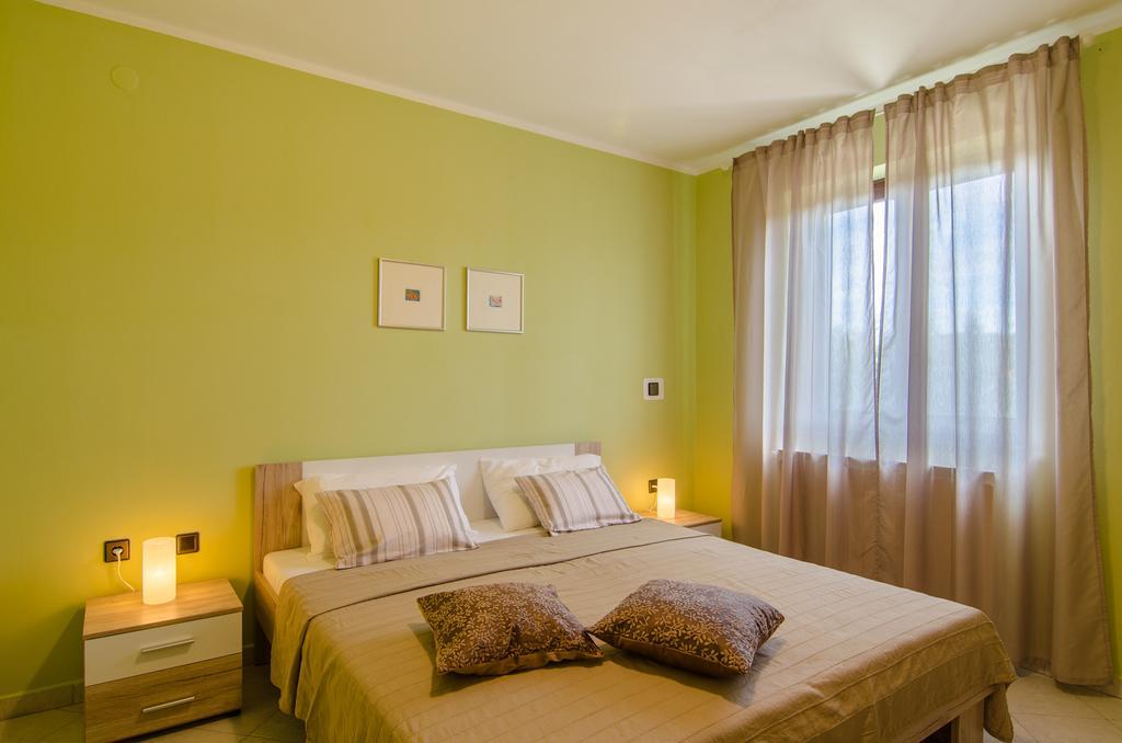 Apartments Karlo & Ivona Labin  Chambre photo
