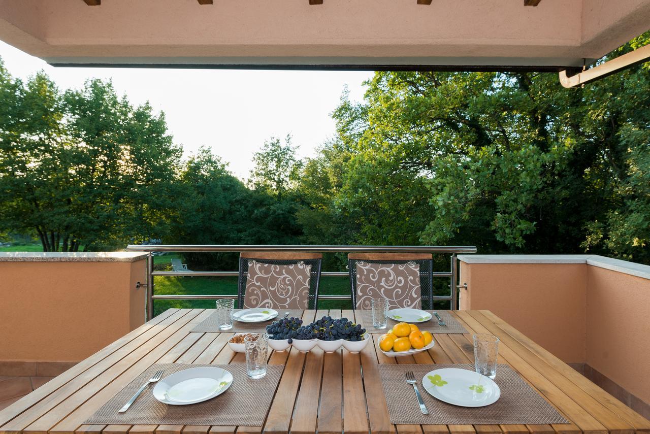Apartments Karlo & Ivona Labin  Extérieur photo